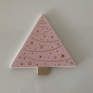 Too faced eye shadow pallet, never used